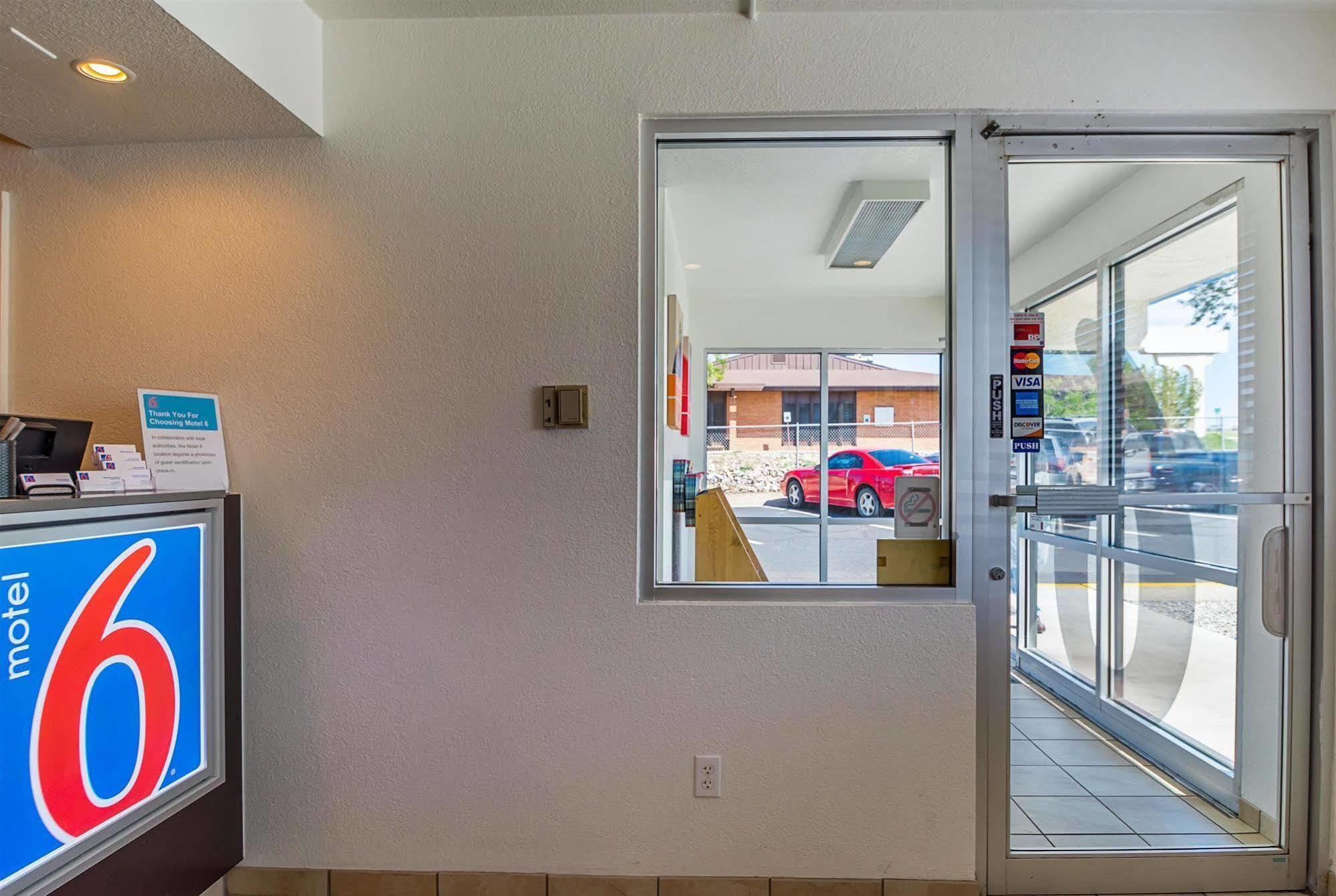 Motel 6-Pueblo, Co - I-25 ภายนอก รูปภาพ