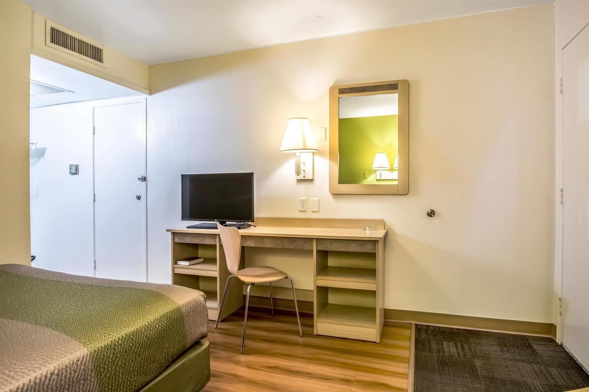 Motel 6-Pueblo, Co - I-25 ภายนอก รูปภาพ