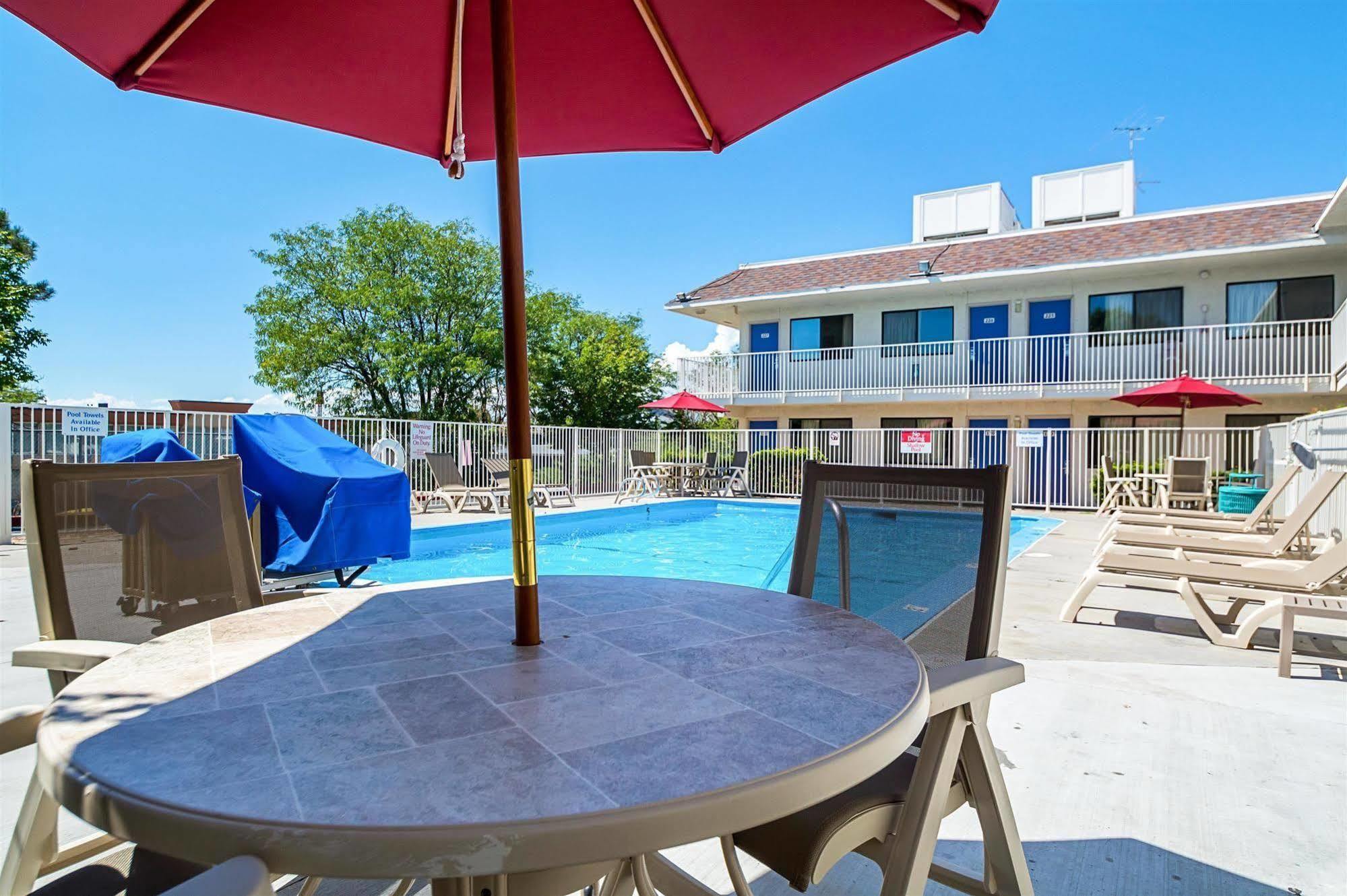 Motel 6-Pueblo, Co - I-25 ภายนอก รูปภาพ